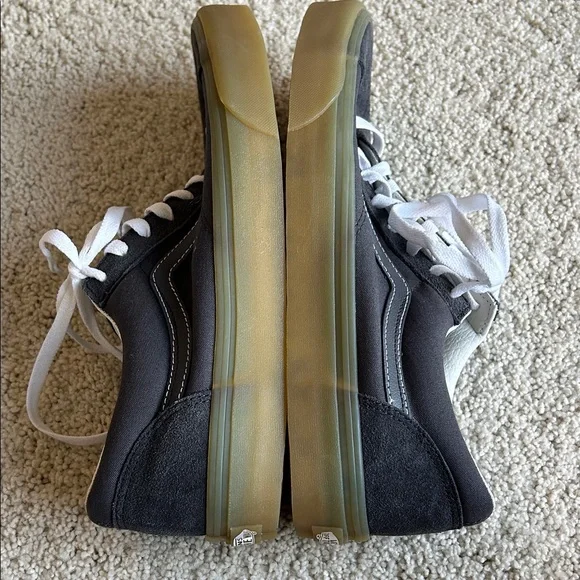 Vans Men's dark grey Sneakers with Gum Sole - mens size 11 (never worn) - Picture 9 of 10